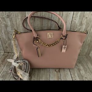 The Victoria Slouchy Satchel